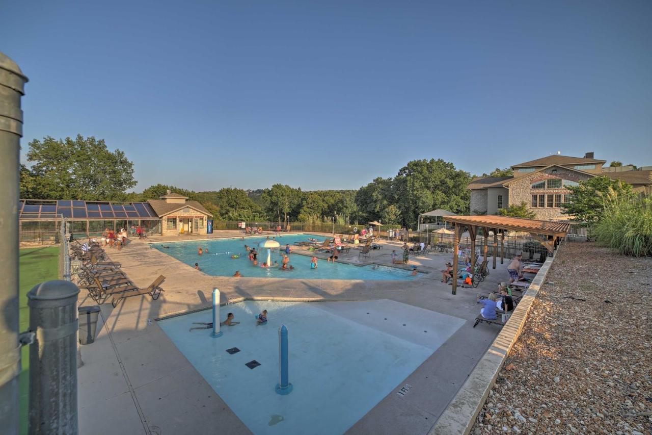 Lavish Branson Escape With Resort And Lake Access Екстер'єр фото